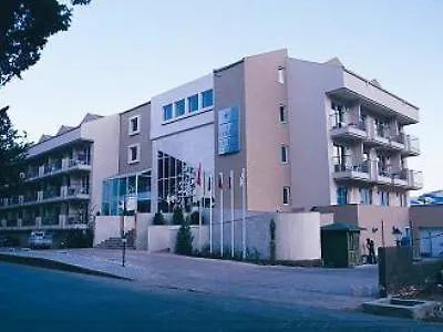 Dream Hotel